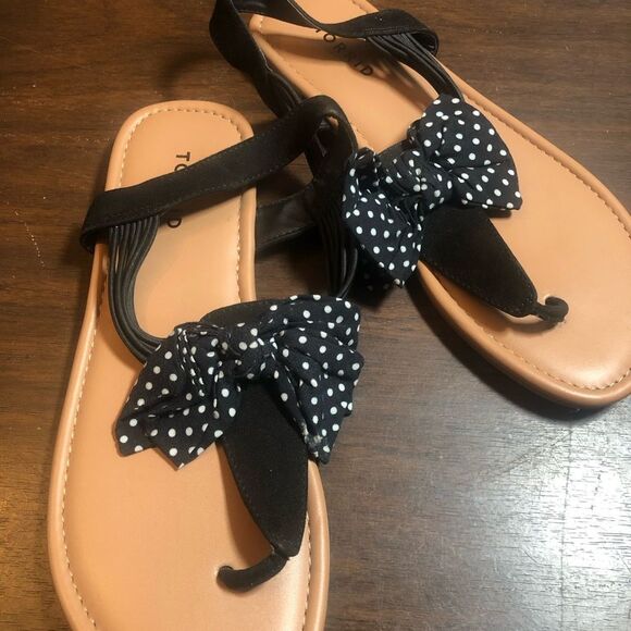 Torrid Black and Tan Sandals with Playful Bow - Picture 2 of 5